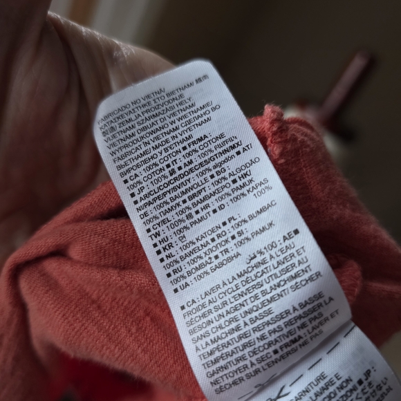 GAP Boys S Small Orange Star Wars Rebel Pilot Flip Sequin T-Shirt 100% Cotton - Picture 10 of 10